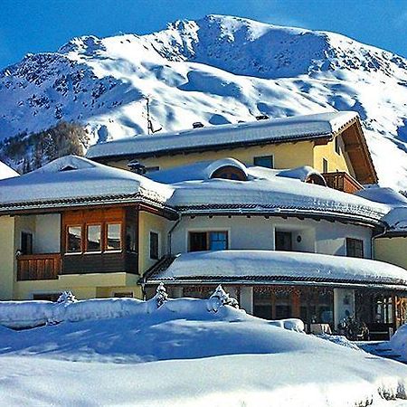 Hotel Alpenjuwel 멜라고 외부 사진
